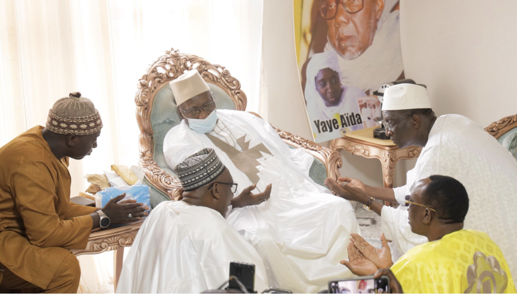 Capture-decran-2025-09-02-a-01.31.46-1024x587 GAMOU 2025 : Le Président Amadou BA effectue son ziar à Tivaouane