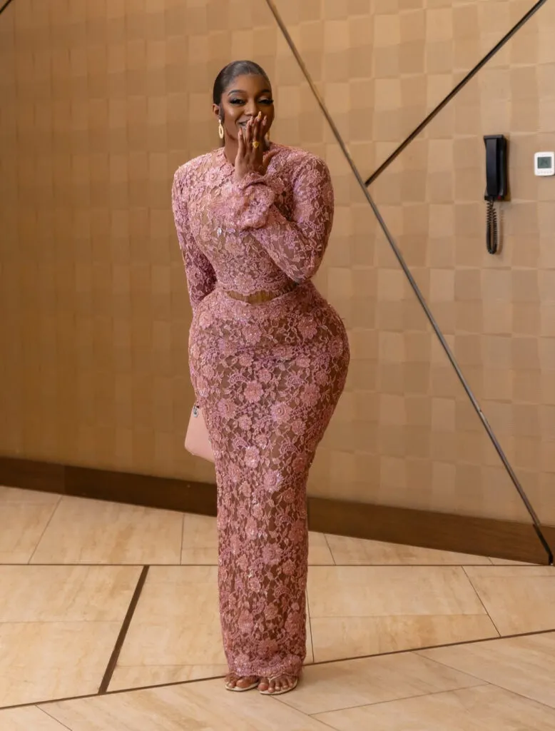 image-4 (04 photos): Primée au Mali, Maty Rose toute rayonnante