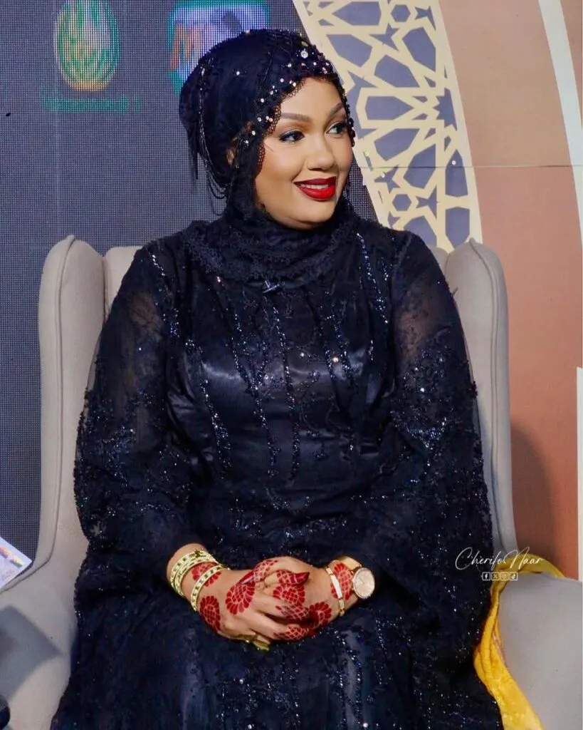 image-18 Dieynaba Seydou Ba : L’élégance au coeur du « Quartier Général »