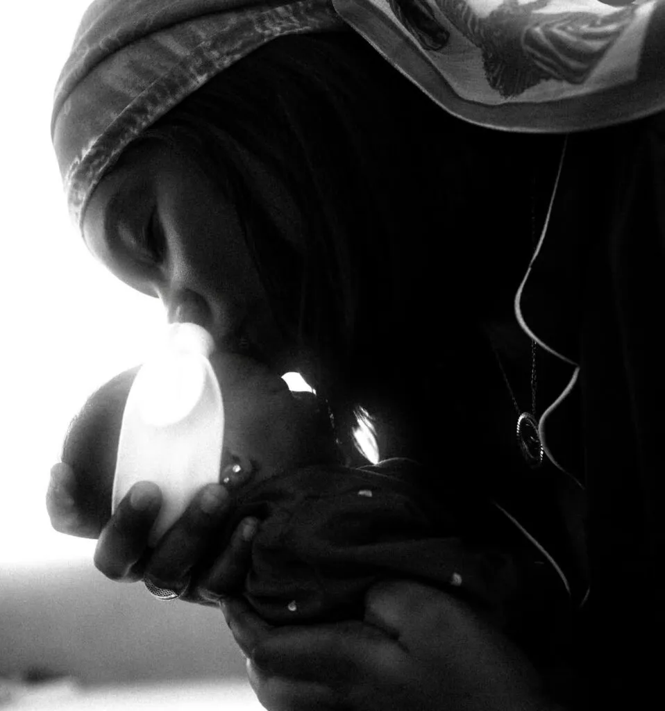 image-17 Carnet rose : Ashs The Best et sa femme accueillent leur premier enfant