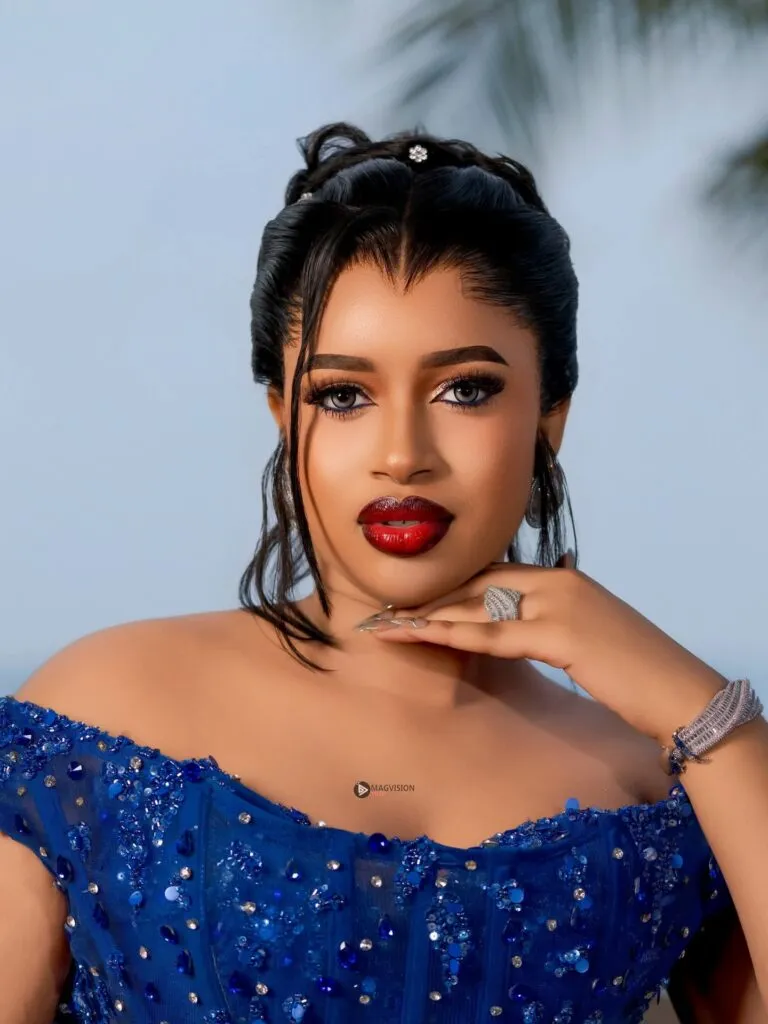 image-30 Le look « royal » de Ndeye Mouhamed Niang qui affole la toile !